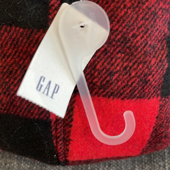 NWT GAP checkered fleece winter hat - Picture 4 of 9